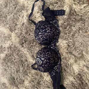 VictorIa secret bra.